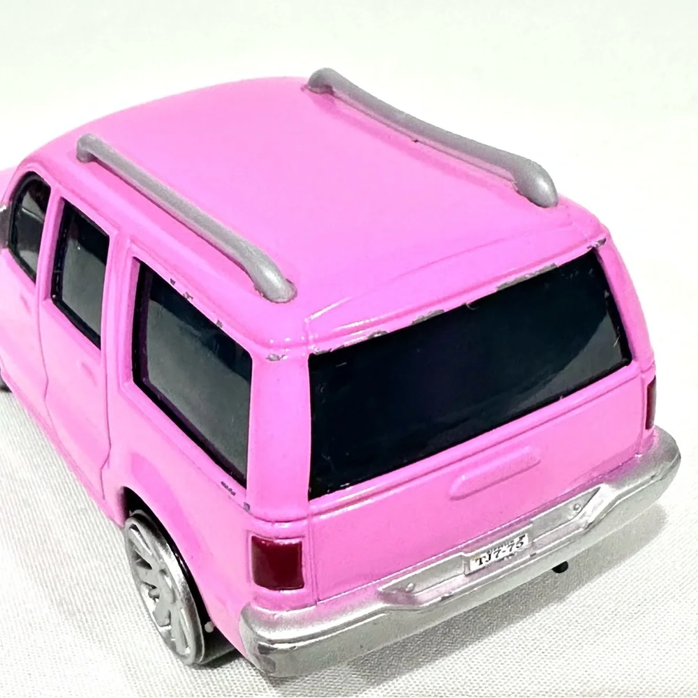 Disney Cars Frank Pinkerton Deluxe Oversized Die-cast Mattel